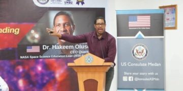 Kuliah Umum di OIF UMSU, Ilmuwan NASA Hakeem Oluseyi Puji Astronomi Islam