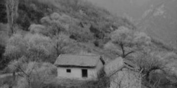 Desa Siluman dan Formalisme Birokrasi