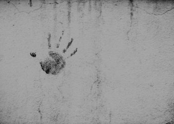 Aku Mencintai-MU, Kekasihku Tamparlah Mukaku!