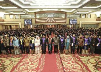 Wisuda 2.498 Lulusan, Rektor Agussani: Lulusan UMSU Siap Hadapi Tantangan Revolusi industri 4.0