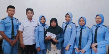 Alumni SMK Pelayaran Muhammadiyah Tuban Serahkan Bantuan kepada Keluarga Alumni yang Tertimpa Musibah