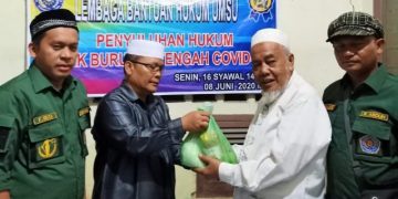LBH UMSU Berikan Penyuluhan Hukum dan Bantuan Sembako kepada Masyarakat Nelayan Belawan
