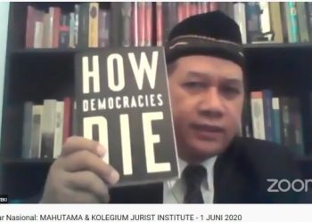 Prof Suteki: Kebebasan Berpendapat adalah “Ruh” Demokrasi