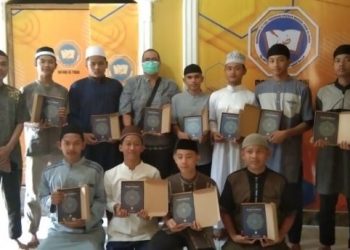 Alumni IPM Sumut Wakafkan 24 Buah Al-Qur’an ke Rumah Tahfidz Ma’had Al-Faqih