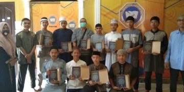Alumni IPM Sumut Wakafkan 24 Buah Al-Qur’an ke Rumah Tahfidz Ma’had Al-Faqih