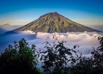Gunung yang Diberkahi