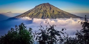 Gunung yang Diberkahi