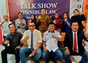 Peradi Pergerakan, HR Community, FSPMI dan FORMASSU  Gelar Talkshow Omnibus Law Bidang Ketenagakerjaan