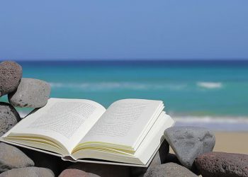 Kumpulan Quote Inspiratif tentang Pentingnya Baca Buku