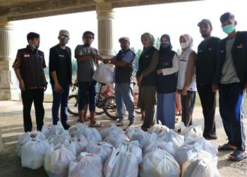 MDMC Lhokseumawe Salurkan 100 Paket Sembako untuk Korban Banjir