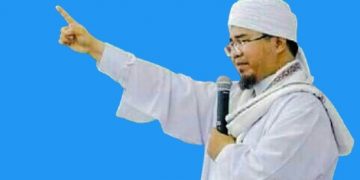 Ketum MUI Sumbar Serukan Muslimah Minang Tak Lepas Jilbab Kapanpun dan Dimanapun