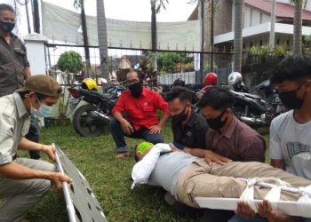 Pelatihan First Aid untuk Pemandu Wisata dan Penggiat Alam Bebas