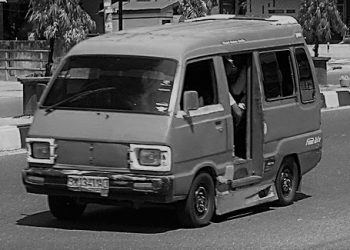 Kisah Sopir Angkot yang Baik Hati