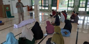 LSIK UNMUHA dan PWNA Aceh Laksanakan Pelatihan Pengurusan Jenazah