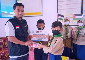 MI Muhammadiyah 3 Kreatif Panyuran Galang Bantuan Kemanusian untuk Palestina