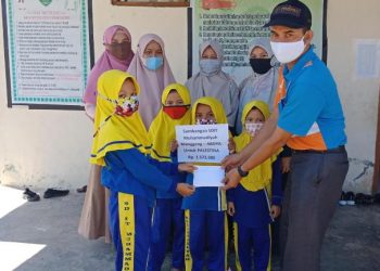 SDIT Muhammadiyah Manggeng Bantu Rakyat Palestina