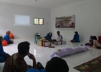 Tim PKM FISIP UMSU Latih Fardhu Kifayah untuk Masyarakat Kampung Mualaf Desa Lau Beng Kaladeh