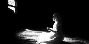 Saat Ibu Berpacaran dengan Tuhan