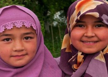 Uzbekistan Izinkan Pelajar Putri Pakai Jilbab di Sekolah