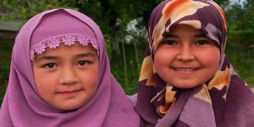 Uzbekistan Izinkan Pelajar Putri Pakai Jilbab di Sekolah