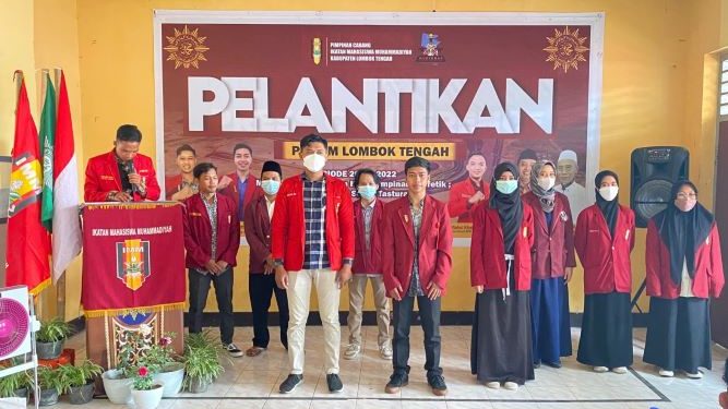 Pengurus Baru PC IMM Lombok Tengah Resmi Dilantik