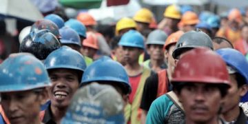 Apa Pandangan Masyarakat terhadap Para Buruh?