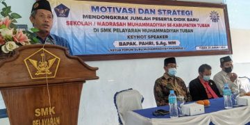 Ketua FGM Beri Motivasi dan Strategi Mendongkrak Jumlah Peserta Didik Baru di SMK Pelayaran Muhammadiyah Tuban