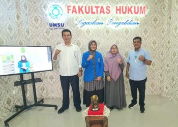Mahasiswi Fakultas Hukum UMSU Juara 1 Kompetisi Debat Bahasa Indonesia Nasional Entritons 1.0 2022