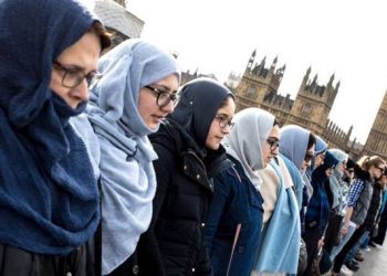 Riset: Pemberitaan Media di Inggris tentang Muslim dan Islam Cenderung Negatif