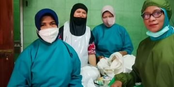 Minim Relawan, PWA NTT Terjun Langsung untuk Pemulasaran Jenazah Perempuan Pasien Covid-19