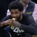 Bintang Brooklyn Nets Kyrie Irving Buka Puasa dengan Makan Pisang