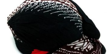 The “Blankon” Politic