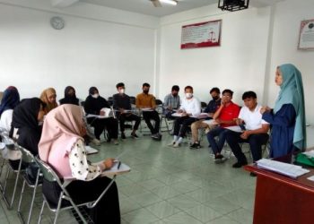 Tingkatkan Kompetensi Mahasiswa, Fakultas Hukum UMSU Gelar “English Course”