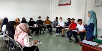 Tingkatkan Kompetensi Mahasiswa, Fakultas Hukum UMSU Gelar “English Course”