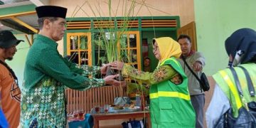 Peringati Hari Lingkungan Hidup LLHPB, PDA Kebumen Berkolaborasi dengan PDNA Adakan Giat Menanam Rumput Vetiver