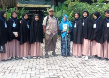 Tumbuhkan Jiwa Entepreuner, PAY Putri ‘Aisyiyah Magelang Kunjungi CV Herbal Indo Utama