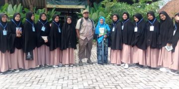 Tumbuhkan Jiwa Entepreuner, PAY Putri ‘Aisyiyah Magelang Kunjungi CV Herbal Indo Utama