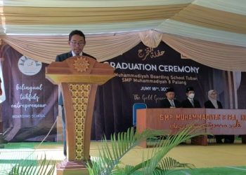 Pertama Kali, MBS Tuban Mewisuda 18 Santri