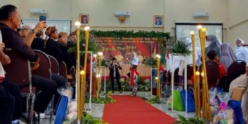 Aksi Panas Balon Tandai Pembukaan Purnawidya Angkatan ke-48 SD Muhammadiyah 11 Surabaya