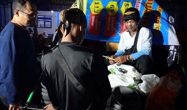 Kreatif, Peserta Jambore SAR Muhammadiyah 2022 Bawa Dagangan Cobek