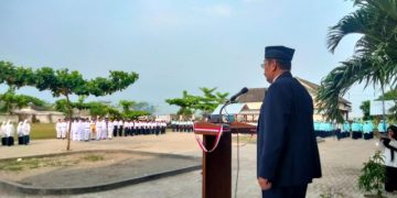 Ketua PDM Pimpin Langsung Upacara HUT Kemerdekaan RI ke-77 di MBS Tuban