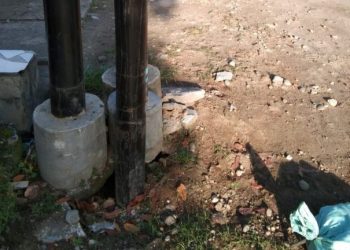 Ethics of Care: Bekas Galian Tiang Kabel Merusak Estetika