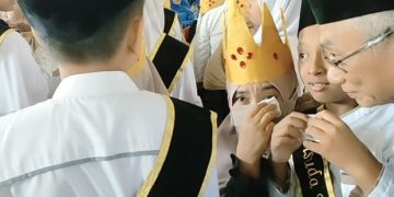 Tangis Haru Warnai Wisuda Tahfidz Qur’an di Madrasah Ibtidaiyah Muhammadiyah Blimbing