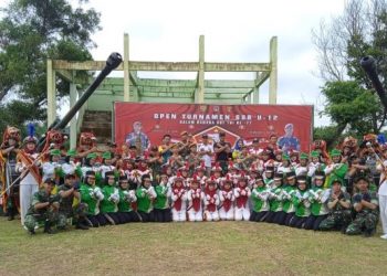 Marching Band SMA Muhammadiyah 2 Karang Tengah Tampil Spektakuler