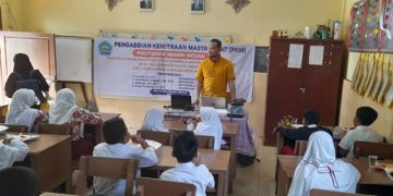 Tim PKM Politeknik Negeri Medan Lakukan Pembelajaran Robotika di SD Muhammadiyah 27 Medan