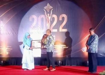SD Muhammadiyah Kemantran Raih Penghargaan The Best Islamic School dari 7Sky Media