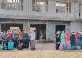 Puluhan Santri Pesantren Modern Darul Ulum Cilacap Jadi Duta Da’i Pekan Dakwah Ramadhan