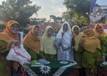 Pererat Silaturahmi dengan Warga, Aisyiyah Panyuran Berbagi Takjil