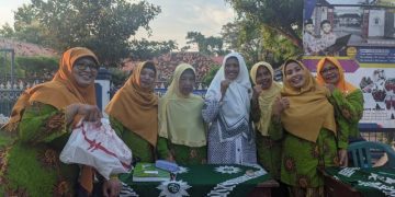 Pererat Silaturahmi dengan Warga, Aisyiyah Panyuran Berbagi Takjil