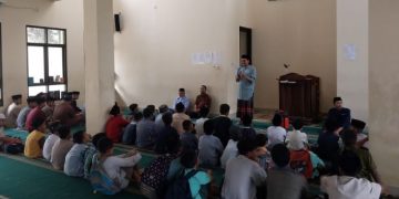 Pengasuh Pesantren MBS Bumiayu Pimpin Doa Penutupan Daurah Qur’an Siswa SD/MI se- Kecamatan Bumiayu Brebes